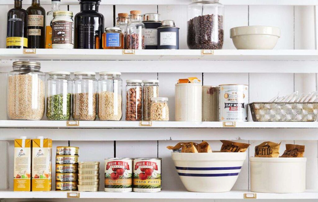 Frugal Way to Organize Pantry image