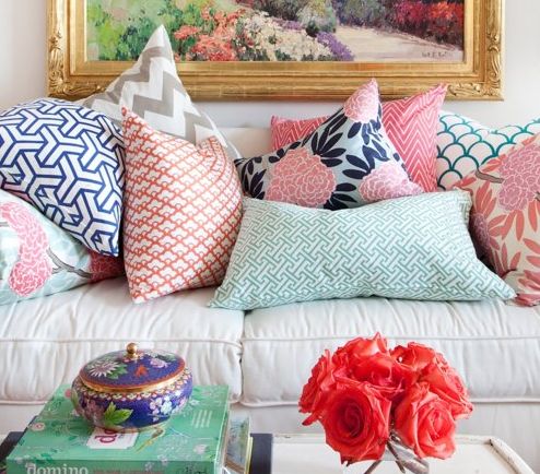 how to mix and match throw pillows image